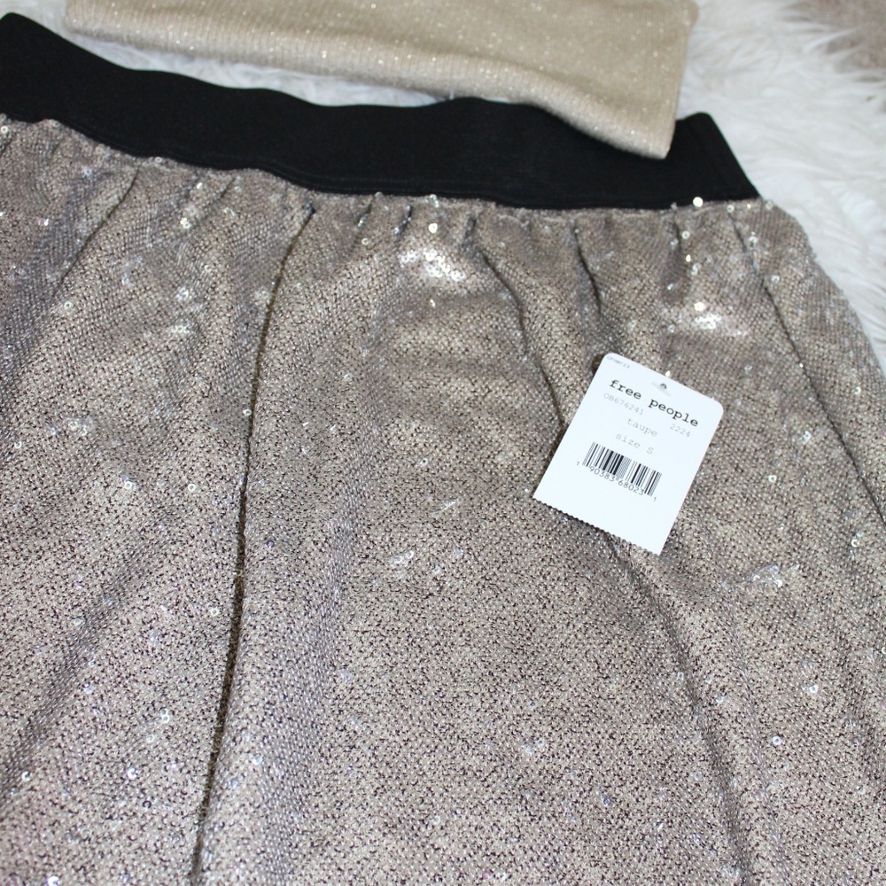 Free People Small Sequin Mesh-Hem A-Line Skirt NWT - Picture 5 of 8